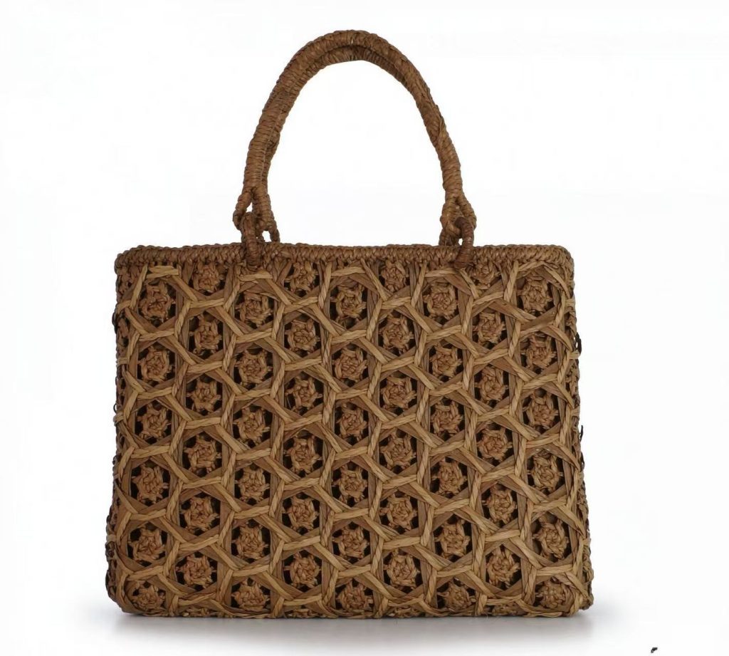 F017 Wild Grape Vine Rattan Handbag