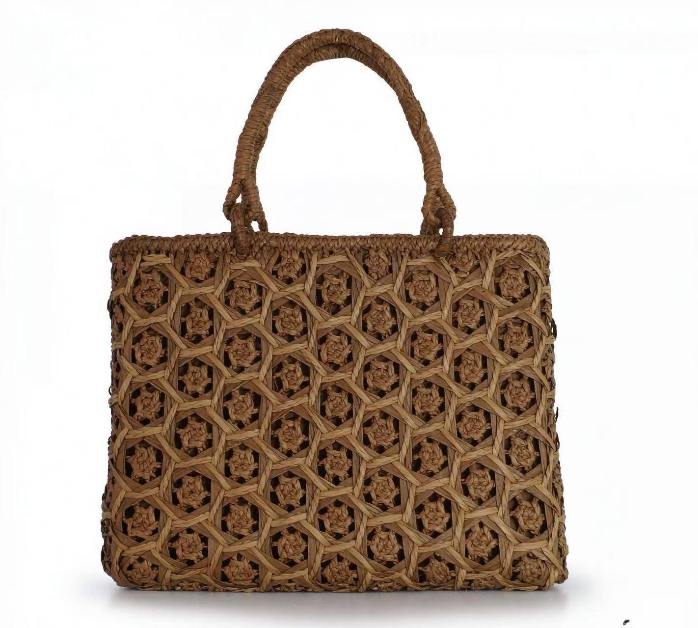 F017 Wild Grape Vine Rattan Handbag