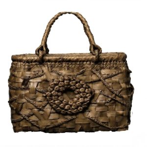 100M -8Wild Grape Vine Woven Handbag