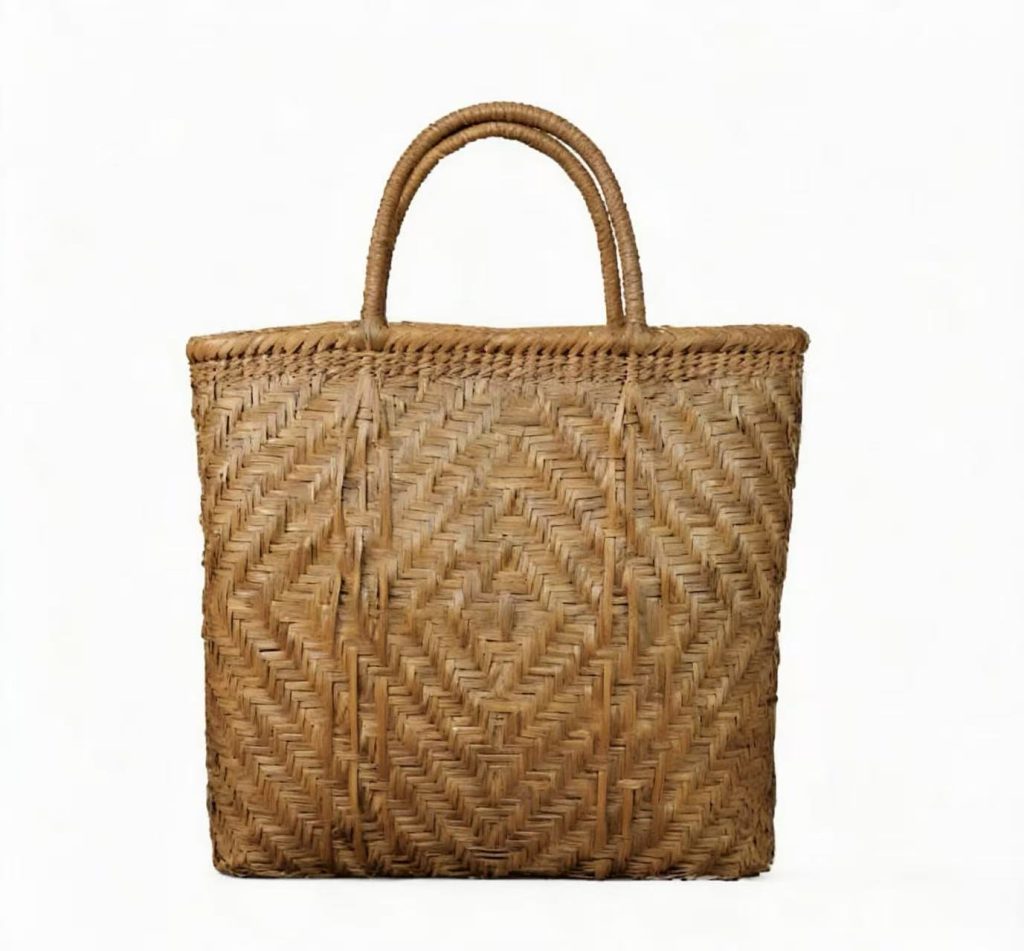 YT007 Large Diamond Wild Grape Vine Woven Tote