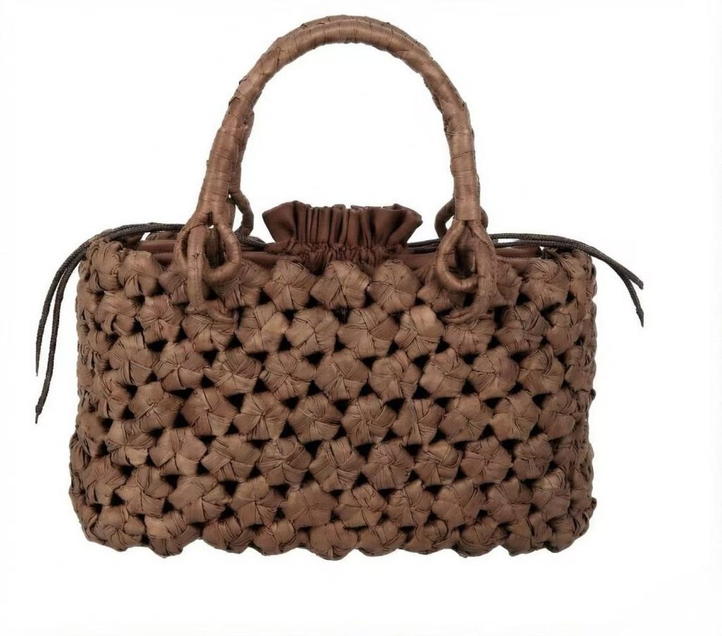 YT002/209 Wild Grape Vine Woven Handbag