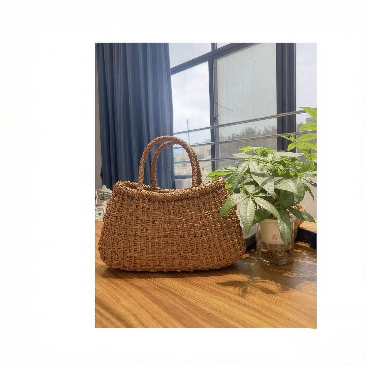 No.3 Large Wild Grape Vine Woven Tote Bag