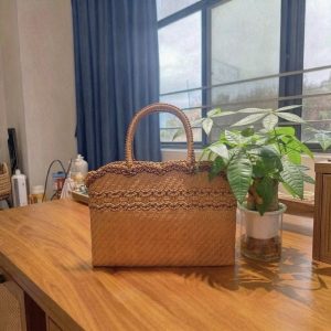 No.6 Wild Grape Vine Woven Box Tote Bag