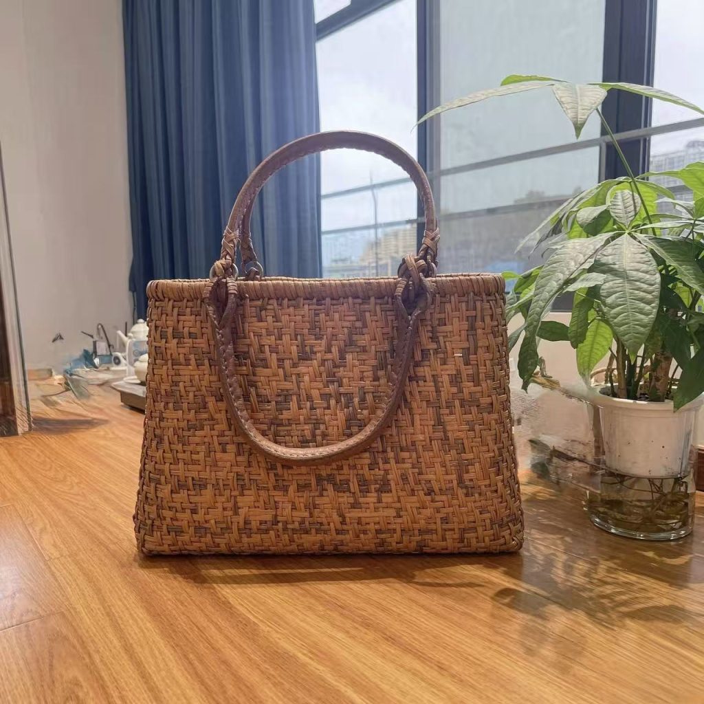 No.8 Wild Grape Vine Woven Handbag