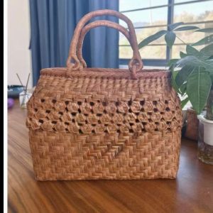 No.14 Wild Grape Vine Woven Handbag