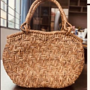 No.16 Wild Grape Vine Oval Woven Handbag