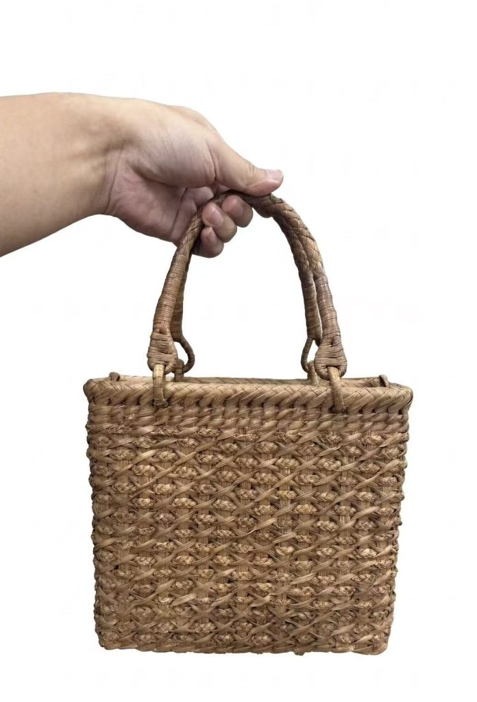 New Style 7mm Rope Cross Weave Wild Grape Vine Handbag