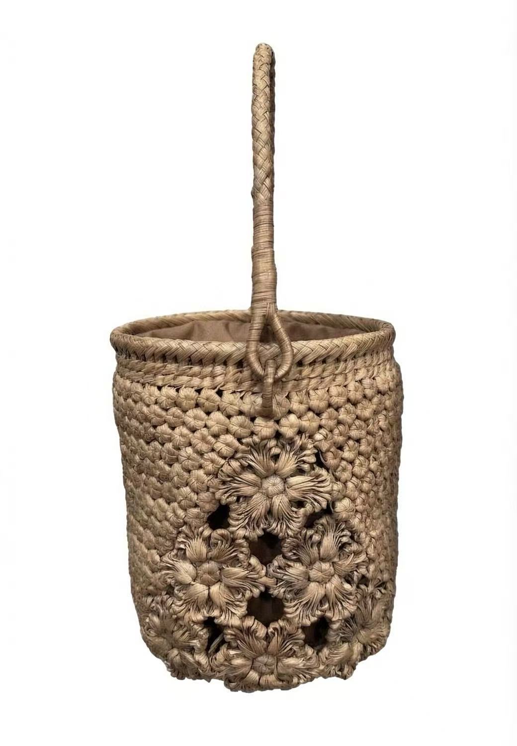 :R-28A Window Pattern Woven Wild Grape Vine Bucket Bag