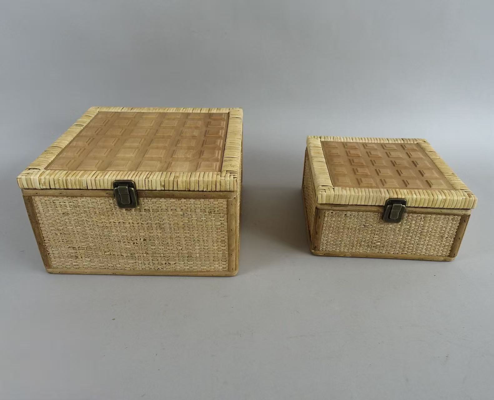 Rattan Storage Box with Carved Wooden Lid, Set of 2 Sizes, X061W0764A0