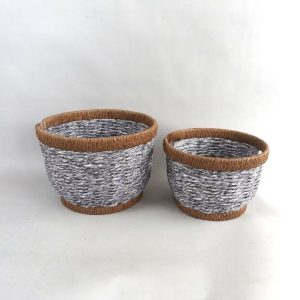 Set of 2 Woven Storage Baskets X061W2324A0