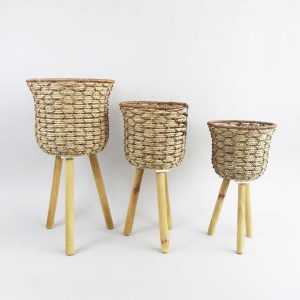 Set of 3 Woven Plant Baskets with Wood Stand X061W2327A0
