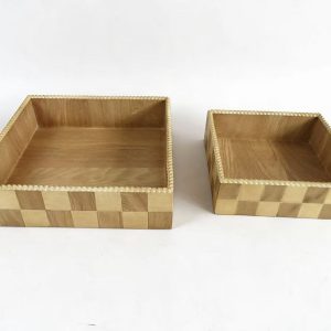 Set of 2 Square Checkered Wooden Storage Trays X061W3023A0
